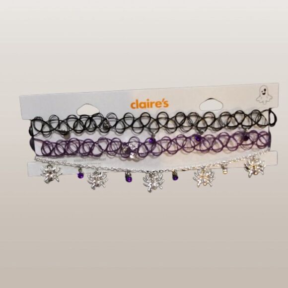 Claire's Women's Halloween Choker Spiders Stretch Jewelry Necklace -Pack Of 3 - Picture 1 of 8